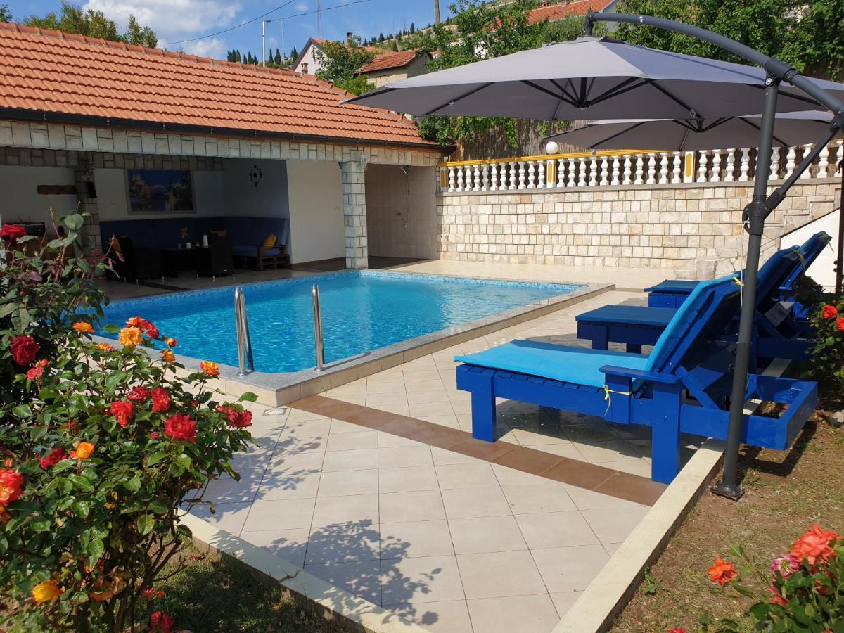 Apartment Oaza Mostar Exterior foto